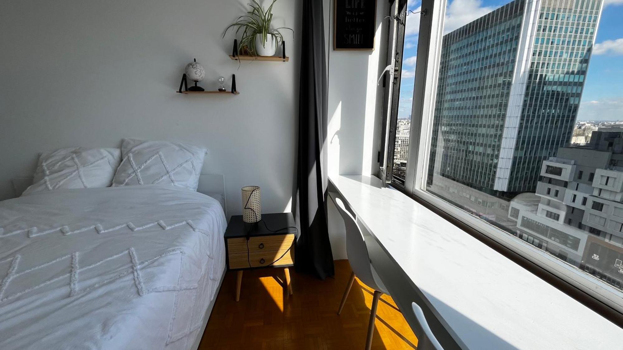 2 Private Bedrooms, Montparnasse Station Parigi Esterno foto