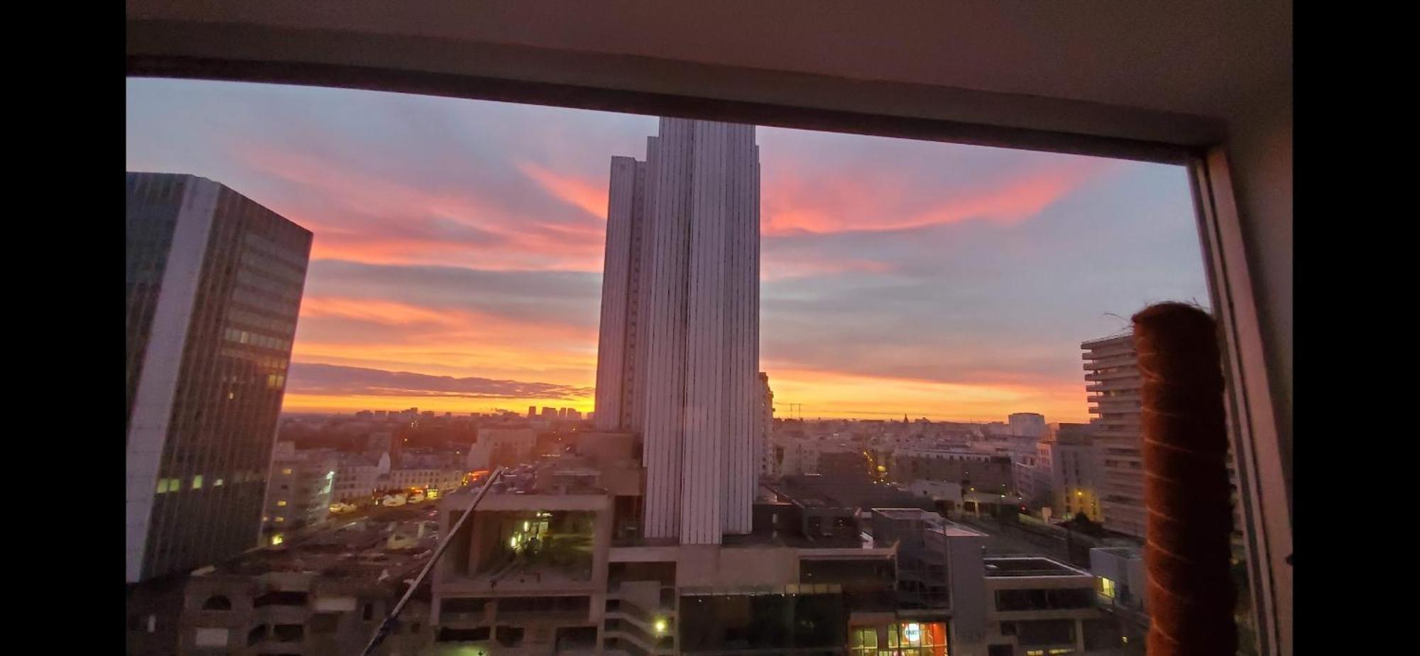 2 Private Bedrooms, Montparnasse Station Parigi Esterno foto